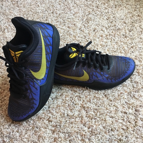 kobe bryant nike mamba